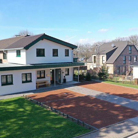 Hotel Haus Hildegard Нидеркрюхтен Экстерьер фото