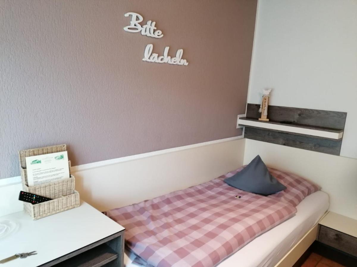 Hotel Haus Hildegard Нидеркрюхтен Экстерьер фото